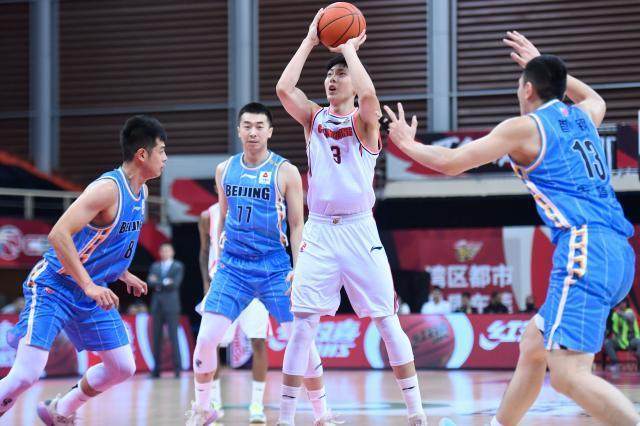 乐鱼体育app-又见京粤大战！首钢迎来了爆冷的最好机会？